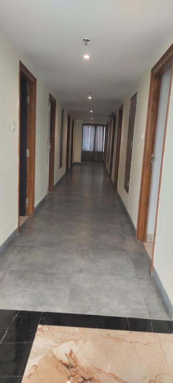 Hotel Paramount Βιζαχαπατνάμ Εξωτερικό φωτογραφία