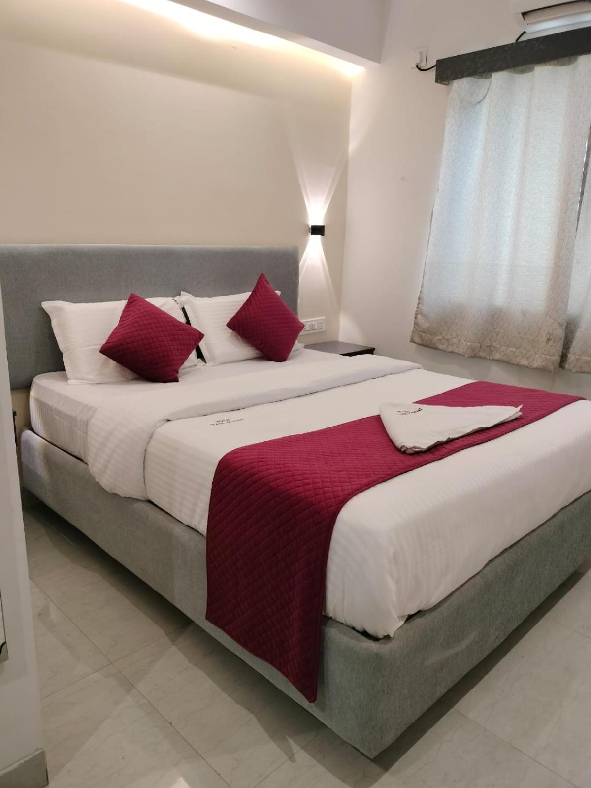 Hotel Paramount Βιζαχαπατνάμ Εξωτερικό φωτογραφία