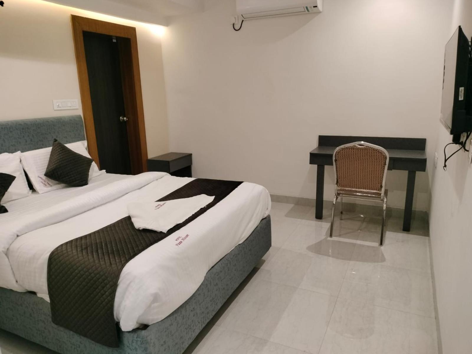 Hotel Paramount Βιζαχαπατνάμ Εξωτερικό φωτογραφία